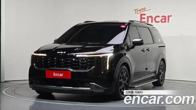 Kia The New Carnival 4 7