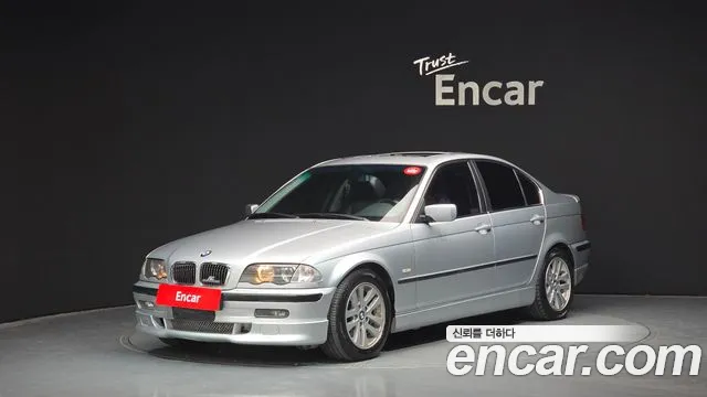 BMW 3 320i E46