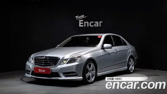 Mercedes-Benz E- W212 E300
