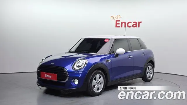 MINI Cooper 5 Base 3