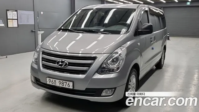 Hyundai Grand Starex 5