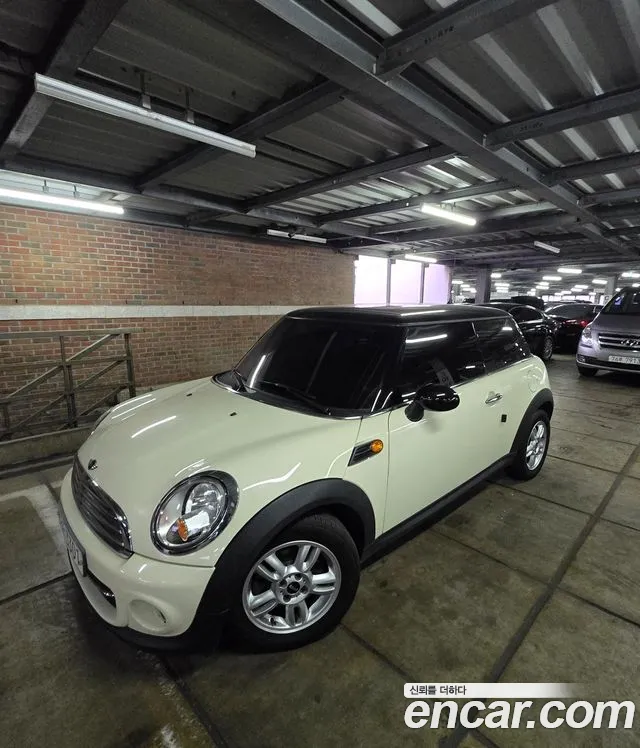 MINI Cooper D Base 2