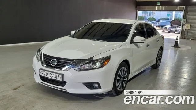 Nissan 2.5 L33