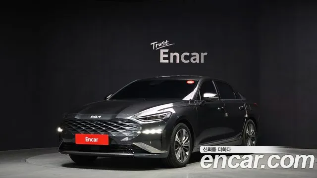 Kia K8 Hybrid Signature