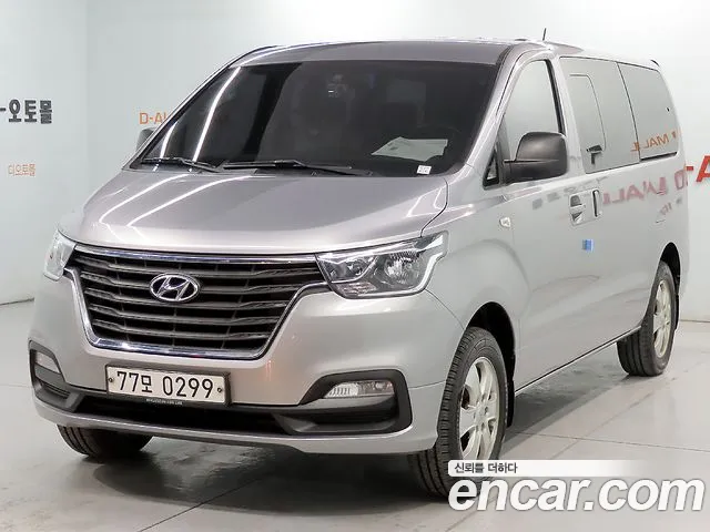 Hyundai The New Grand Starex 4WD 11
