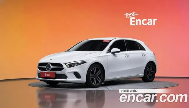 Mercedes-Benz A- W177 A220
