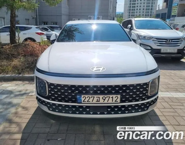 Hyundai Grandeur (GN7) 2.5 Gasoline 2WD Premium