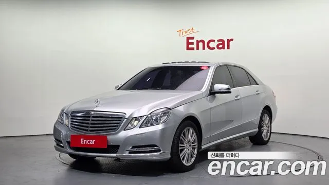 Mercedes-Benz E- W212 E300