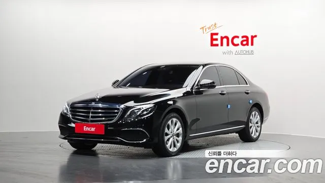 Mercedes-Benz E- W213 E300 4MATIC Exclusive