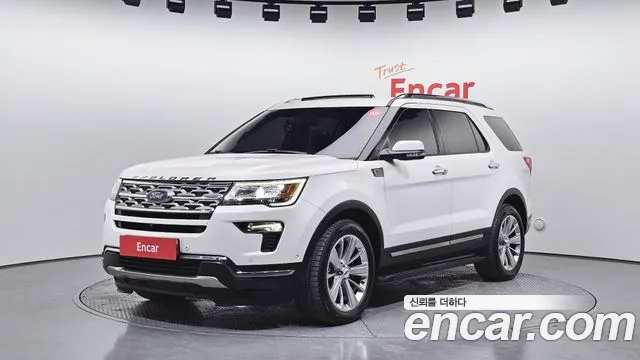 Ford Explorer 2.3 Limited 4WD 5