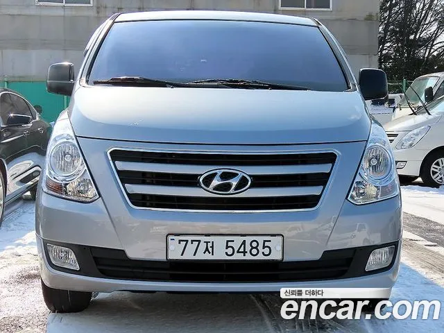 Hyundai Grand Starex 12