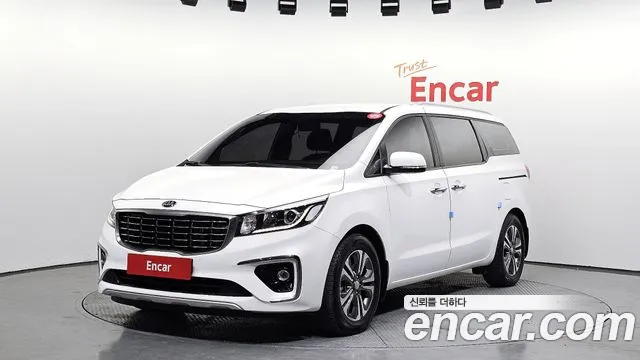 Kia The New Carnival 9
