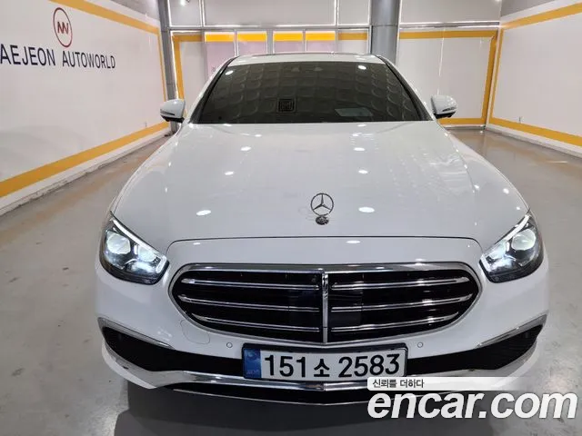 Mercedes-Benz E- W213 E220d 4MATIC Exclusive