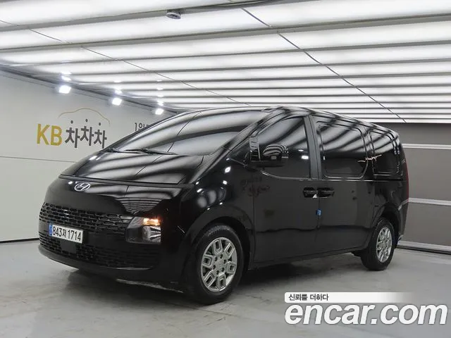 Hyundai Staria 3