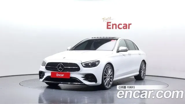 Mercedes-Benz E- W213 E220d 4MATIC AMG Line