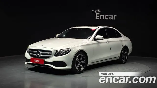 Mercedes-Benz E- W213 E220d 4MATIC