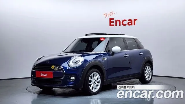 MINI Cooper D 5 HIGH 3