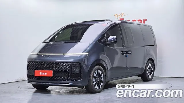 Hyundai Staria 4WD 9 Inspiration