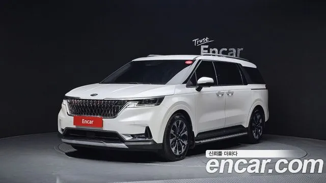 Kia Carnival 4 Gasoline 7 Signature