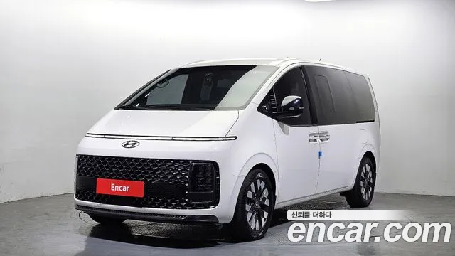 Hyundai Staria L3.5 7