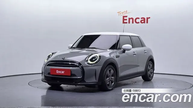 MINI Cooper 5 3