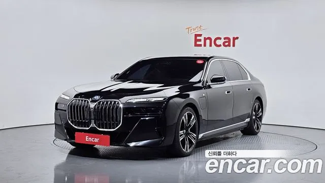 BMW 7 (G70) 750e xDrive M