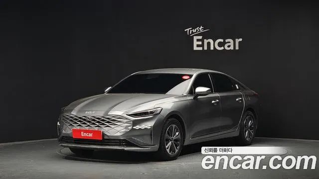 Kia K8 Hybrid Noblesse