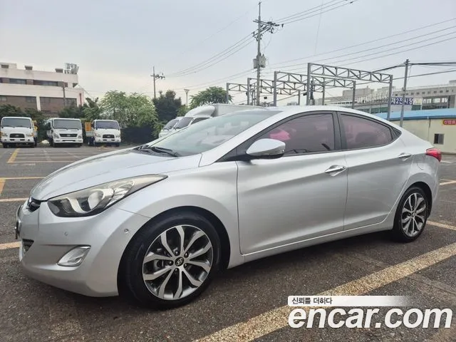 Hyundai Avante MD M16 GDI Premium