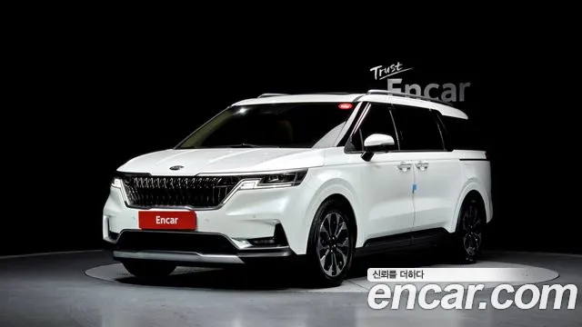 Kia Carnival 4 Gasoline 7 Signature