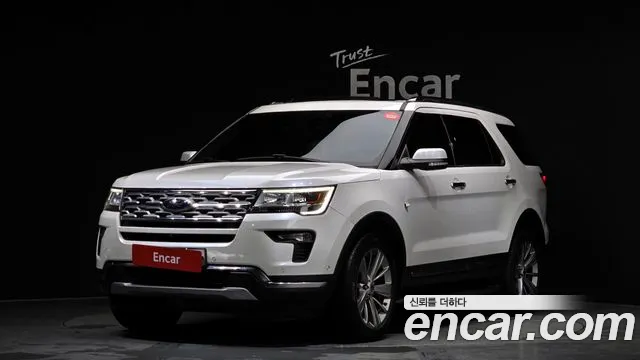 Ford Explorer 2.3 Limited 4WD 5