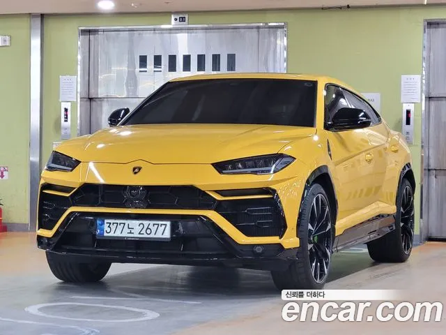 Lamborghini 4.0 V8
