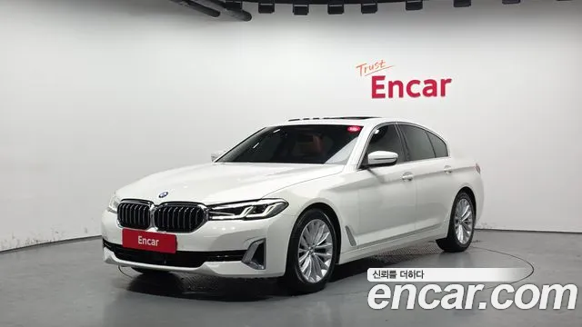 BMW 5 (G30) 520i