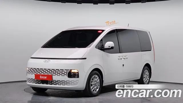 Hyundai Staria 5