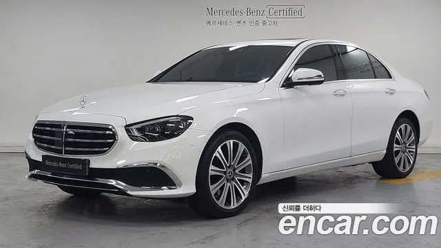 Mercedes-Benz E- W213 E300e 4MATIC Exclusive