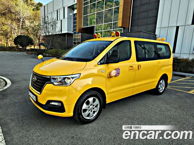 Hyundai The New Grand Starex 4WD