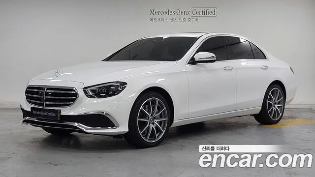 Mercedes-Benz E- W213 E300e 4MATIC Exclusive