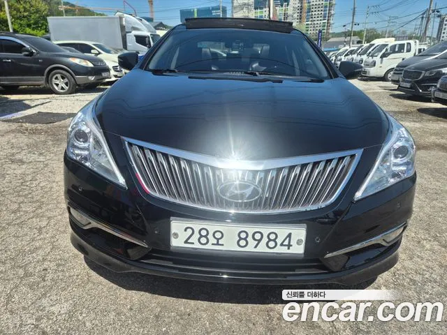 Hyundai Grandeur HG HG240