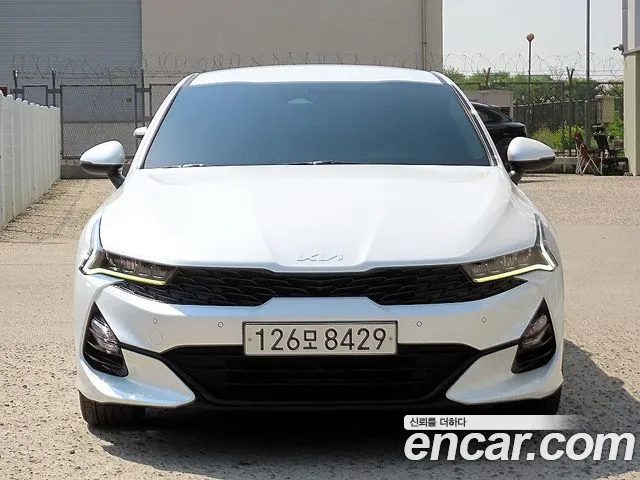 Kia K5 III 2.0 Prestige