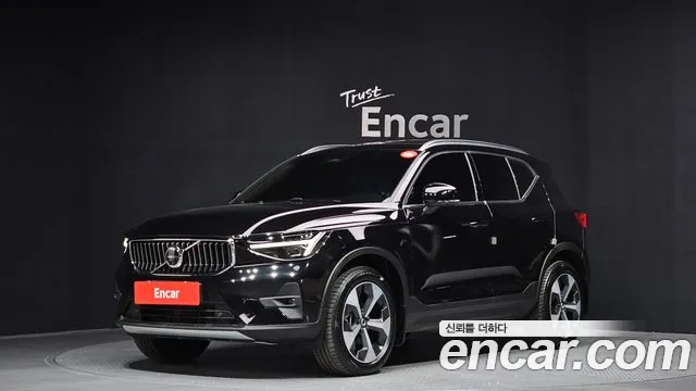 Volvo XC40 B4