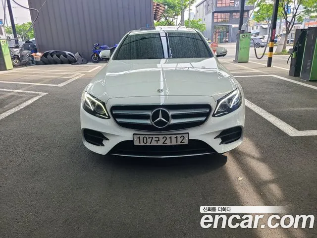 Mercedes-Benz E- W213 E300 AMG Line