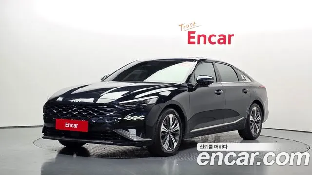 Kia K8 Hybrid Noblesse