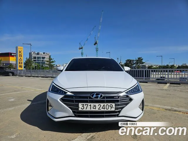 Hyundai The New Avante AD 1.6