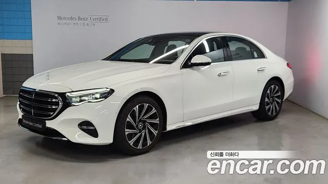 Mercedes-Benz E- W214 E300 4MATIC Exclusive