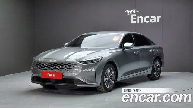 Kia K8 Hybrid Noblesse