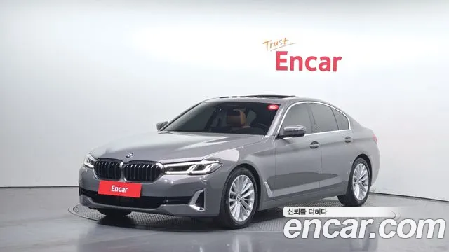 BMW 5 (G30) 520i