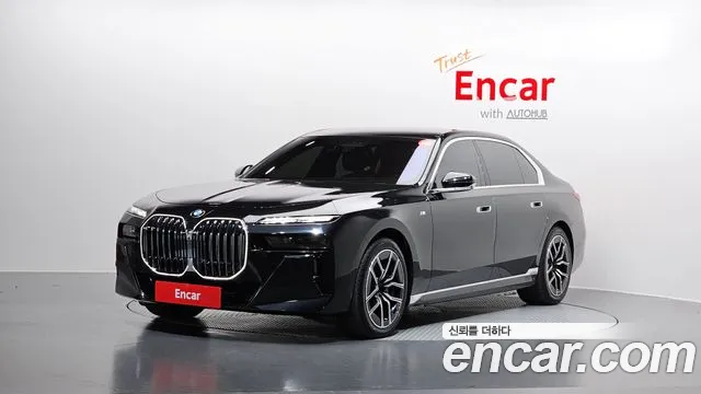 BMW 7 (G70) 740i xDrive M