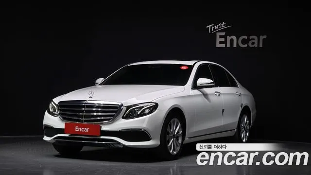Mercedes-Benz E- W213 E300 4MATIC Exclusive