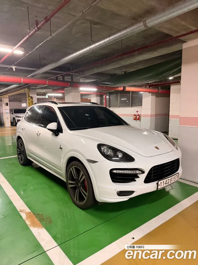 Porsche Cayenne 4.8 Turbo S 958