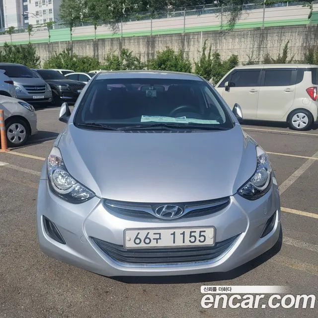 Hyundai Avante MD M16 GDI