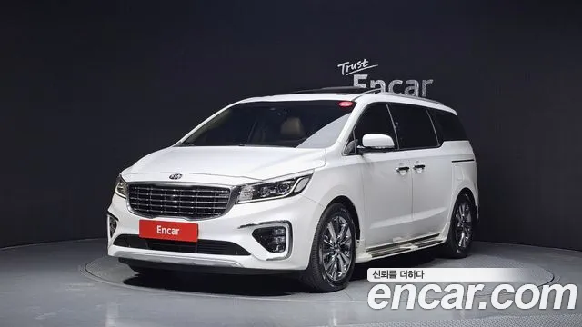 Kia The New Carnival 9 Noblesse